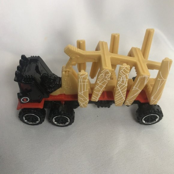 FIEND STINGER Semi Matchbox Toy By Mattel 2013 Metal Cab & Opening Claw Back - Picture 6 of 11